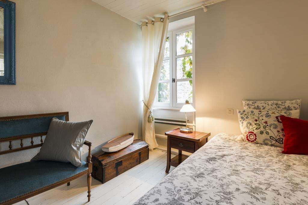 Gites De La Croix Du Gres (Adults Only) Valaurie Екстериор снимка